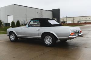 Mercedes-Benz 280 SL 1969 года  (EU)